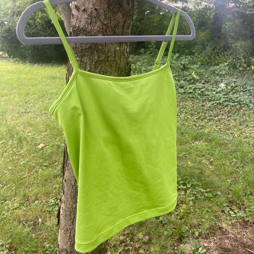 💚Athleta cami- lime green💚